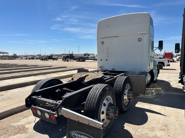 2013-kenworth-unknown-image-5