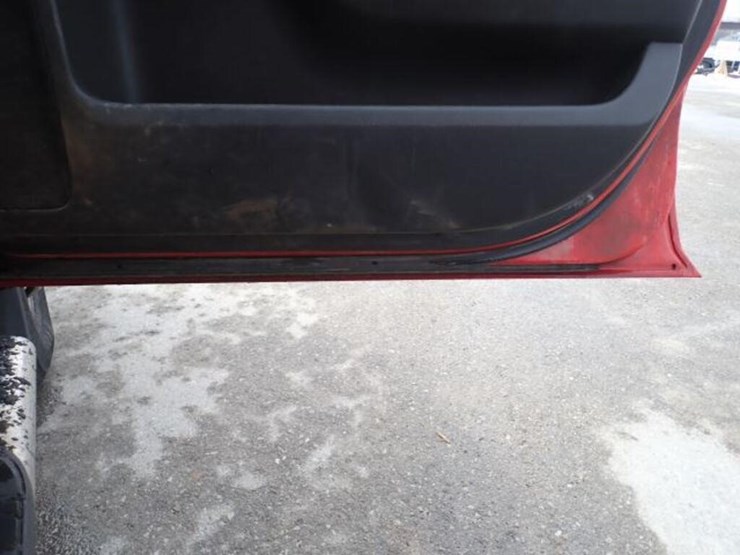 2019-chevrolet-silverado-3500hd-image-35