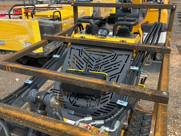 2025-sdlanch-sdll60-mini-crawler-skid-steer-image-13