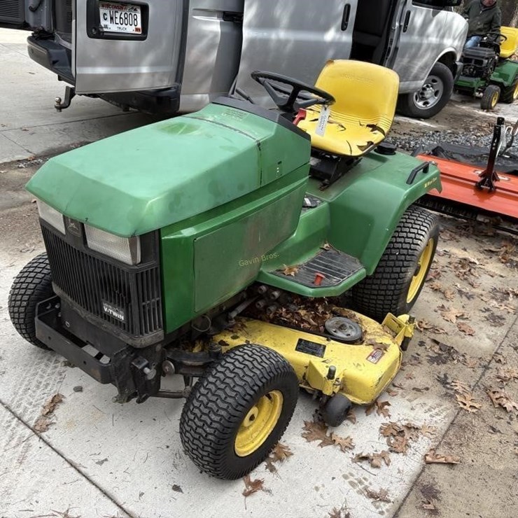 JOHN DEERE LA