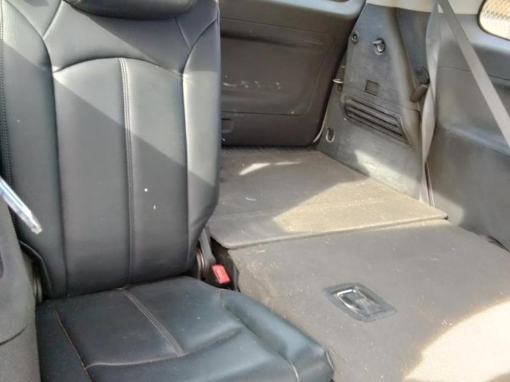 2012-gmc-acadia-image-9