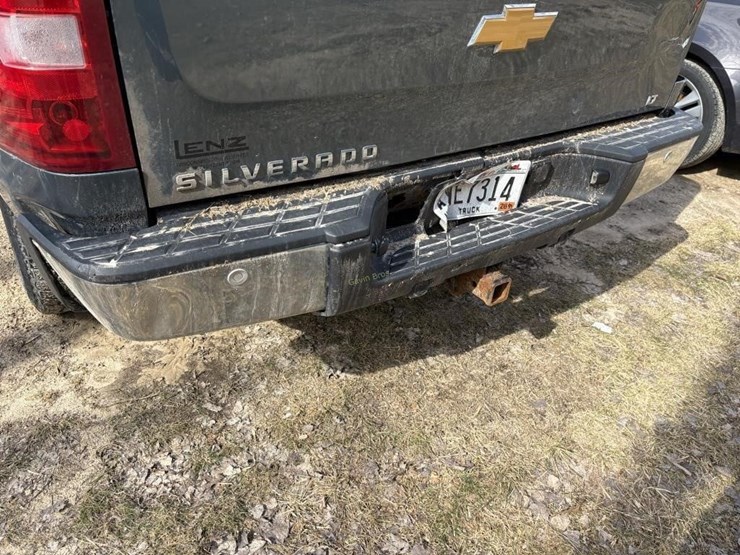 2013-chevrolet-1500-image-9