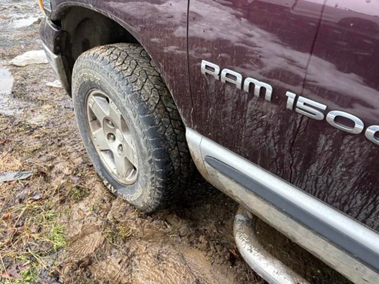 2004-dodge-ram-1500-image-10