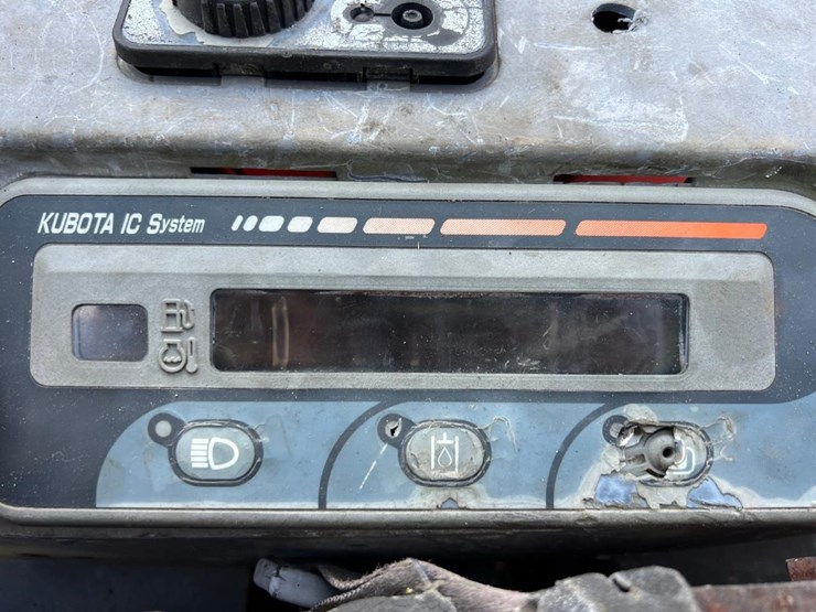 kubota-kx121-3ss-image-21