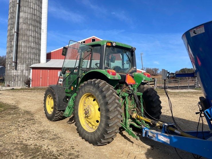 john-deere-7330-image-7