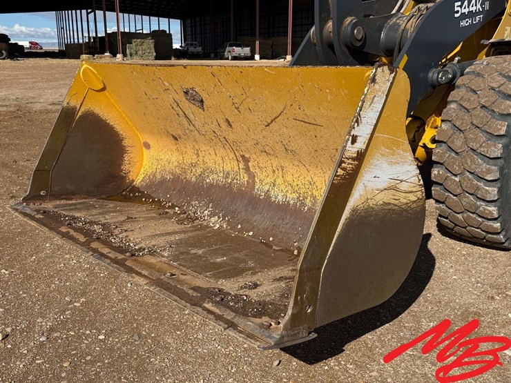 2018-deere-544k-image-9