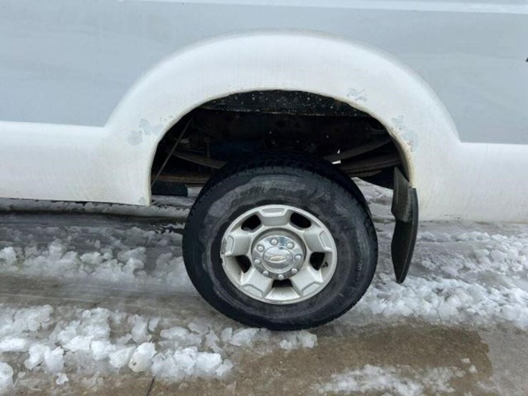 2011-ford-f350-image-53