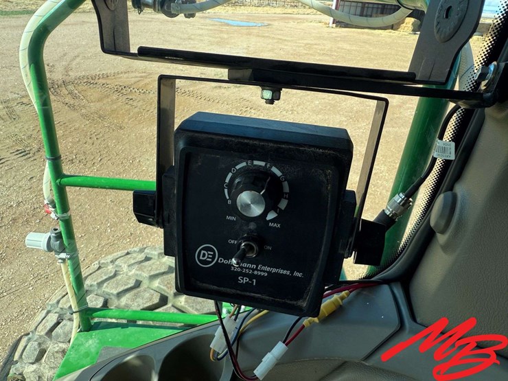 2024-john-deere-w260r-image-17