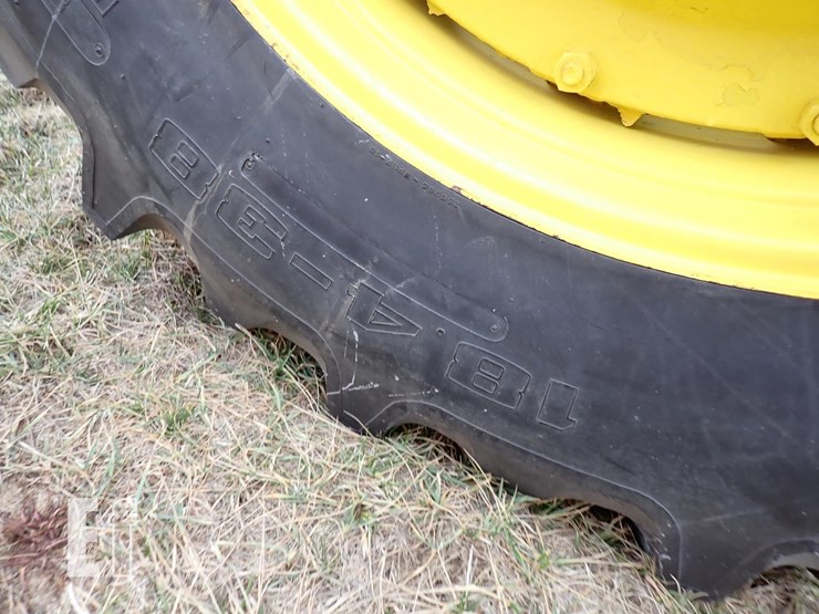 john-deere-4440-image-8