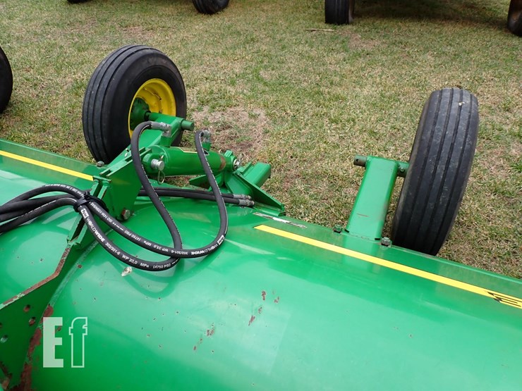 john-deere-115-image-11