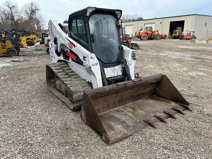 2021-bobcat-t770-image-6