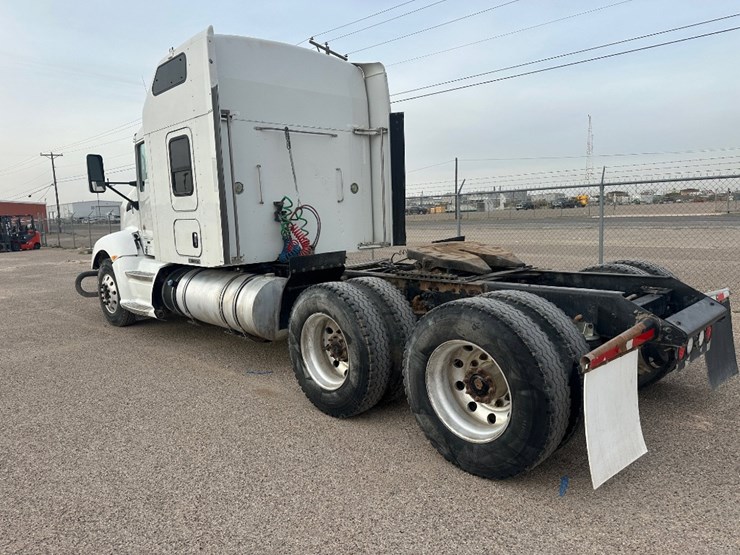 2013-kenworth-t660-image-8