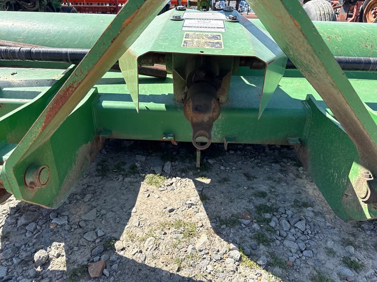 john-deere-520-image-15