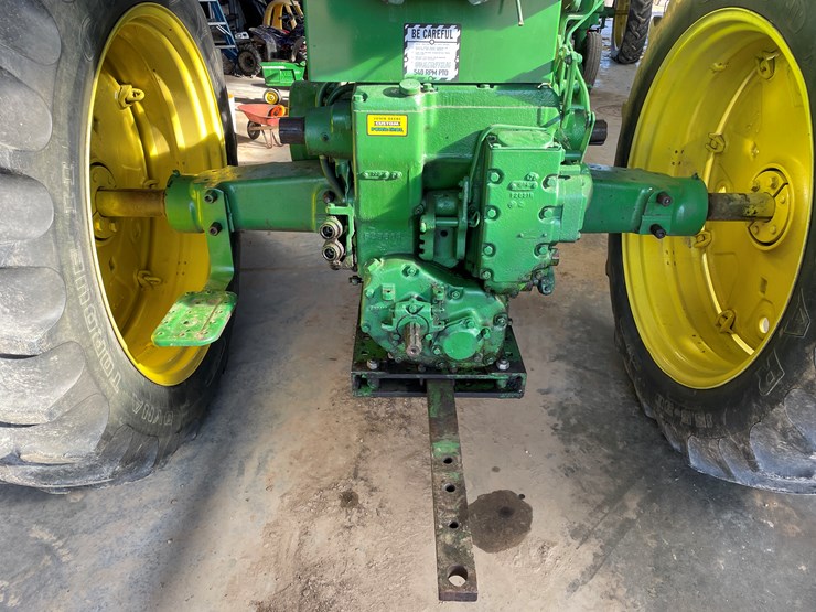 john-deere-730-image-11