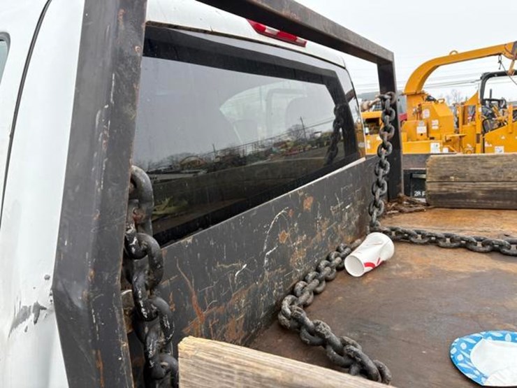 2008-gmc-2500-image-12