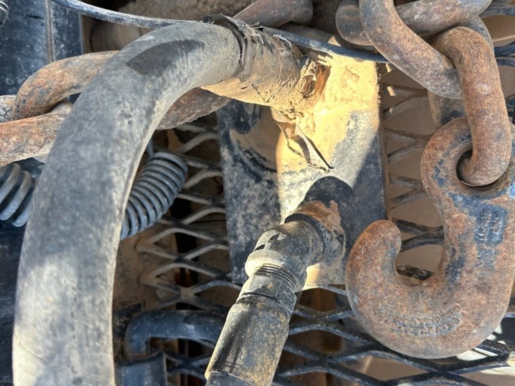 2013-kenworth-t800-image-5