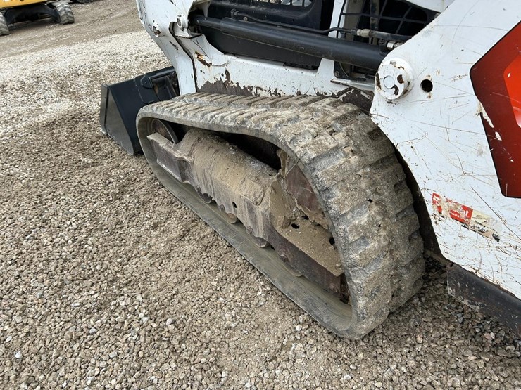 2022-bobcat-t550-image-18