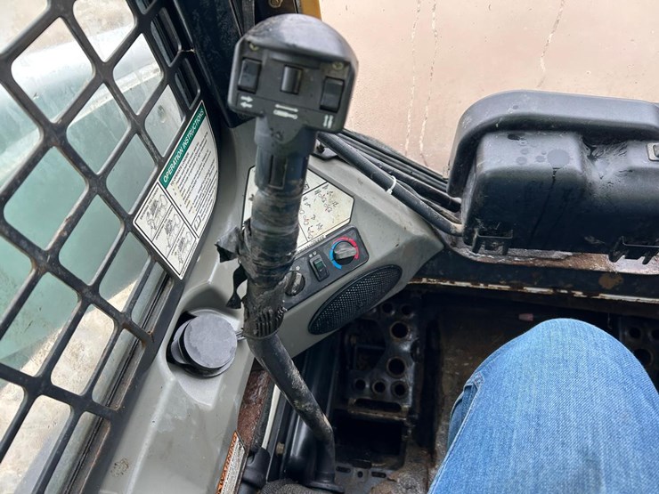 bobcat-t650-image-25