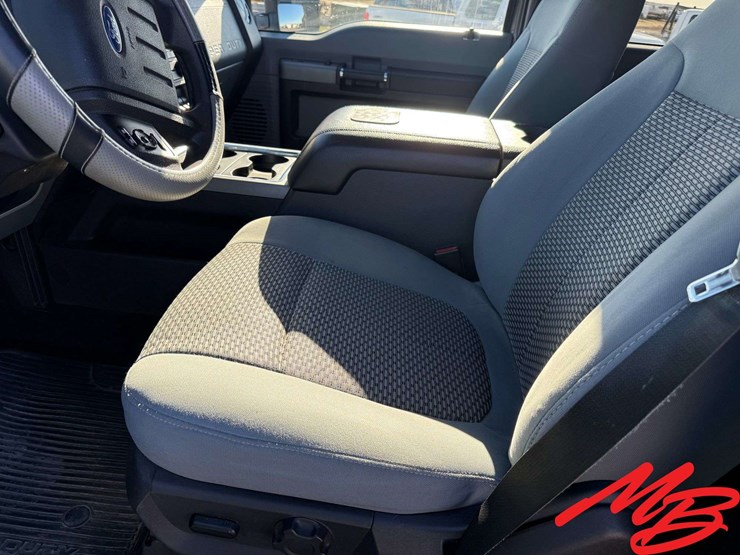 2011-ford-f250-image-19