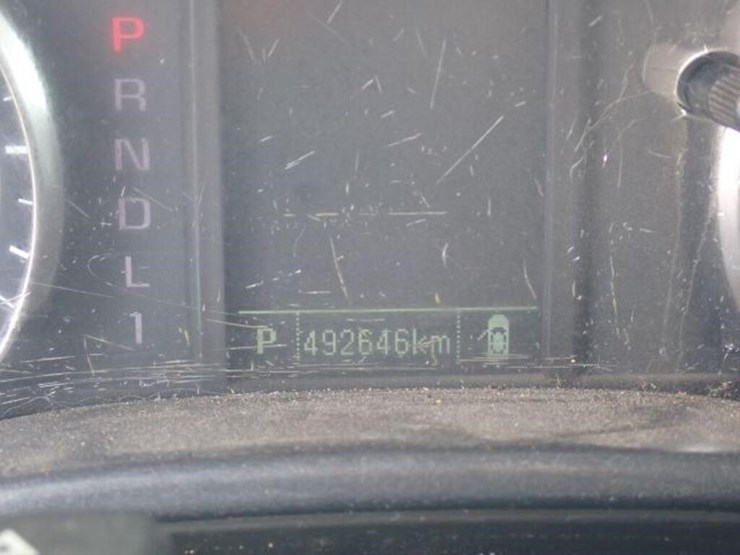 2019-chevrolet-silverado-3500hd-image-21