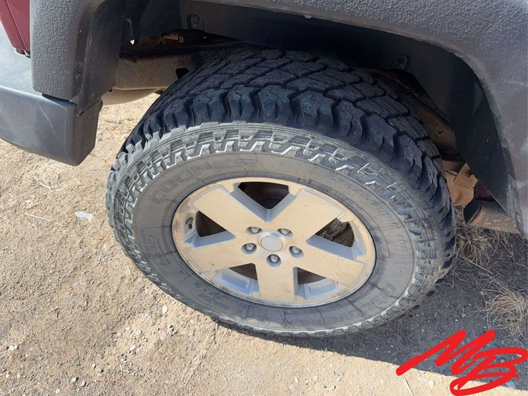 2012-jeep-wrangler-image-16