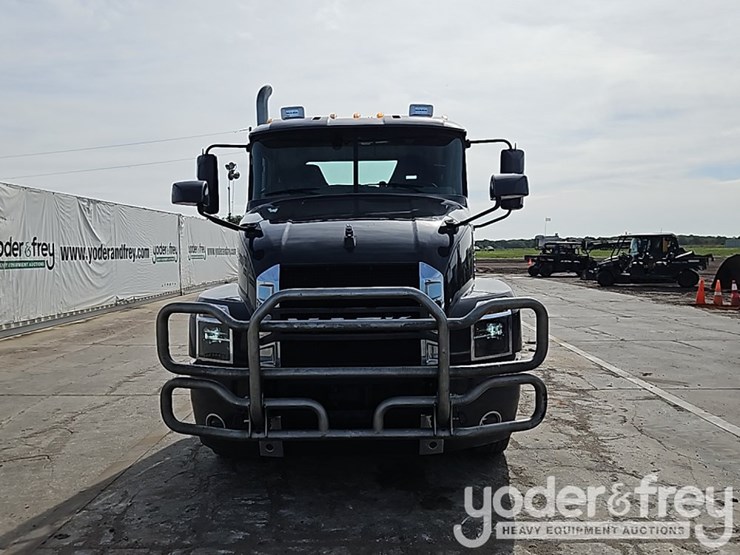 2021-mack-anthem-image-11