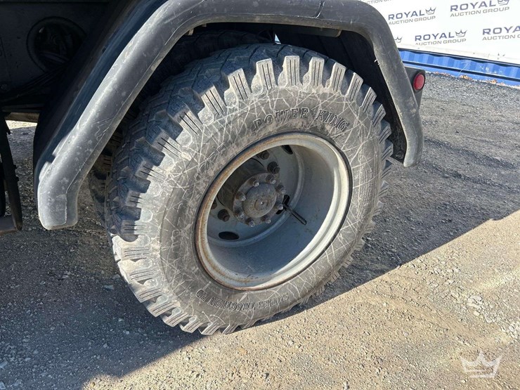 2004-gradall-xl3100-image-32