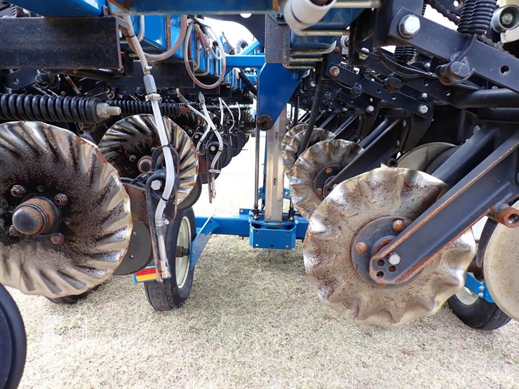 kinze-3500-image-10