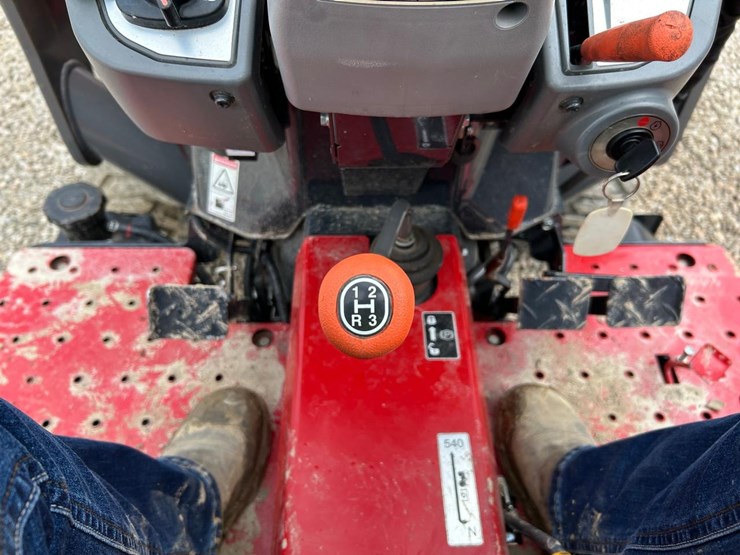 2015-massey-ferguson-1734e-image-27