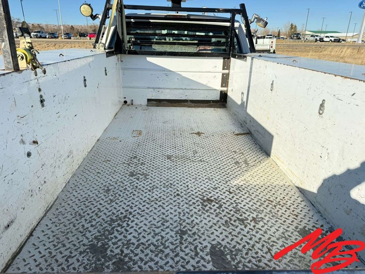 2012-ford-f350-image-15