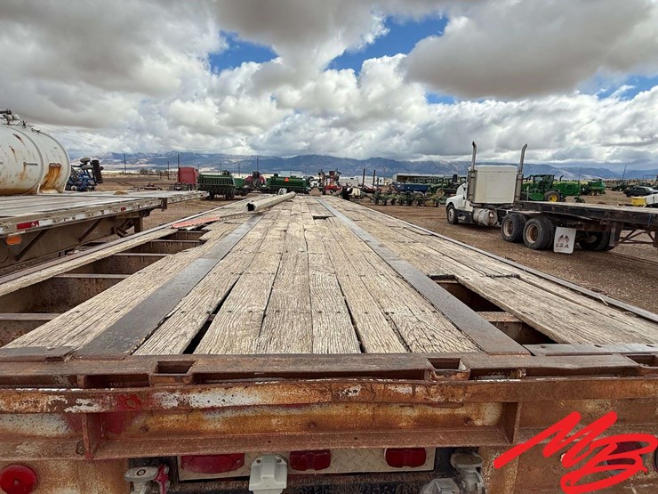 1981-trailmobile-flatbed-image-3