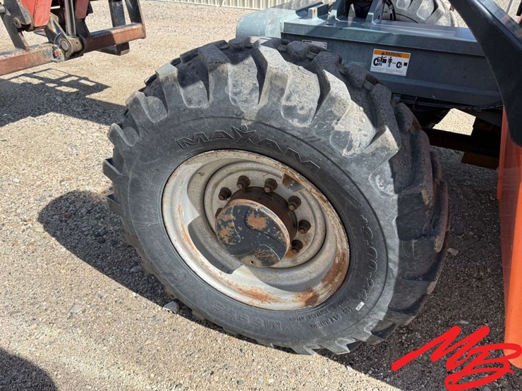 2008-jlg-g9-43a-image-11