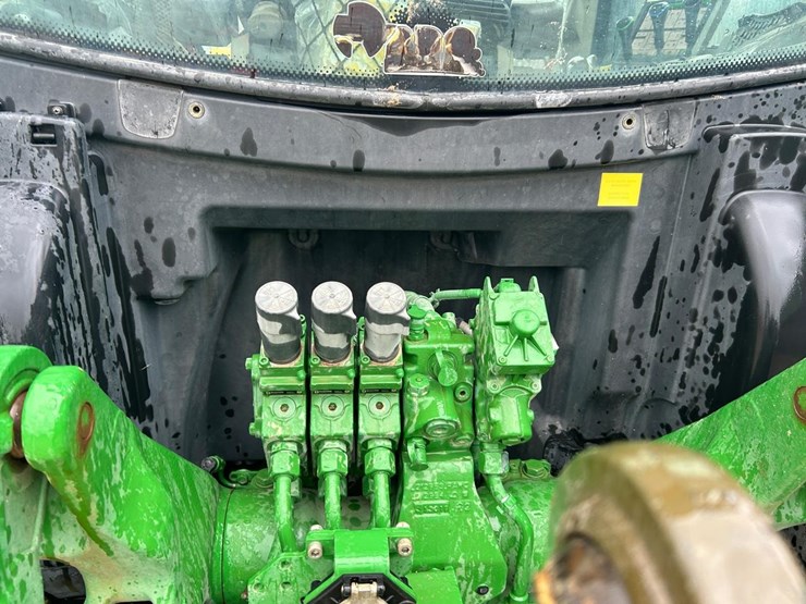2019-john-deere-6155r-image-18