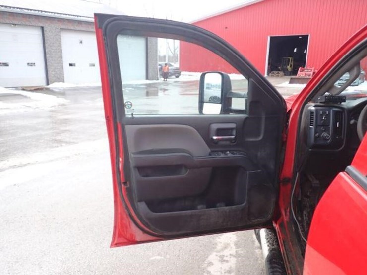 2019-chevrolet-silverado-3500hd-image-12