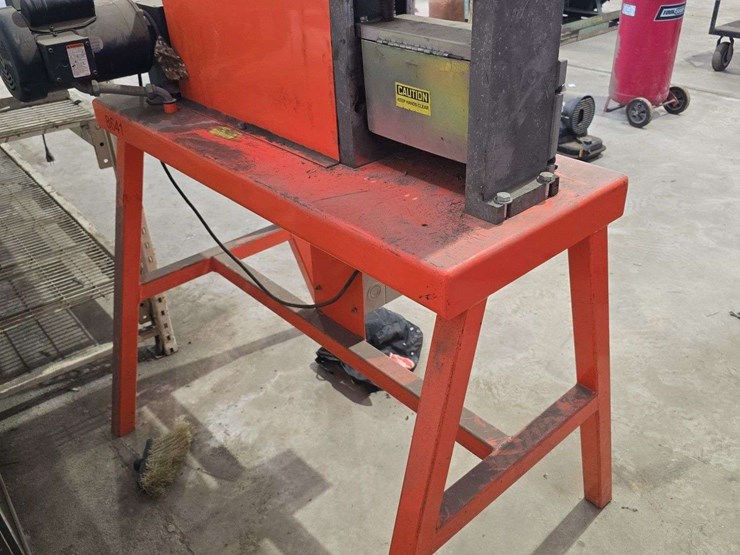 2013-iron-man-strip-tech-winc.-ripper,-single-phase,-model-1500,-1''---1-3/4''-image-4