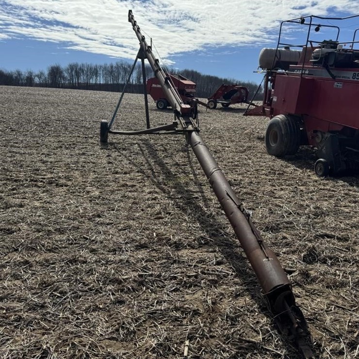 50' +/- Grain Auger on Transport - OFF SITE