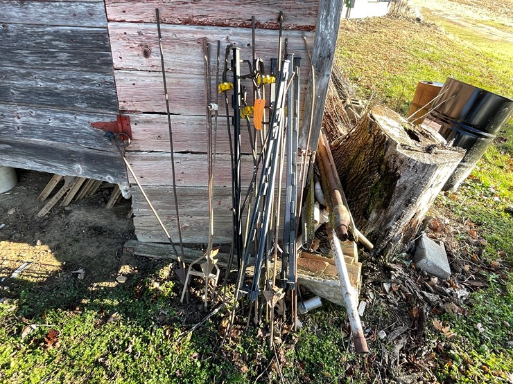 #6059-•-assortment-of-posts-image-4