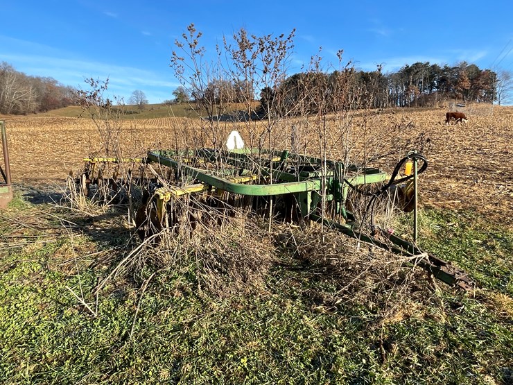 john-deere-210-image-3