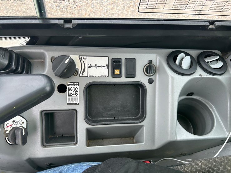 2022-bobcat-e26-image-24