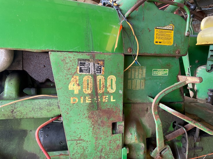 john-deere-4000-image-31