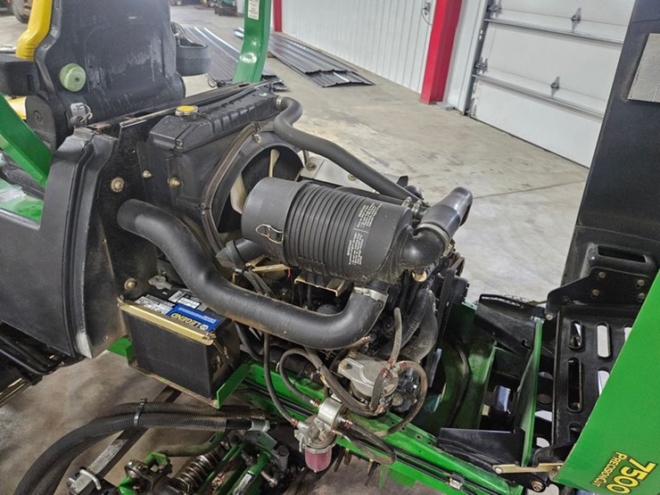 john-deere-7500-image-21