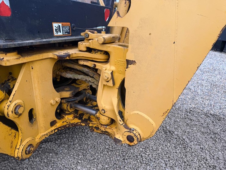 john-deere-310d-image-16