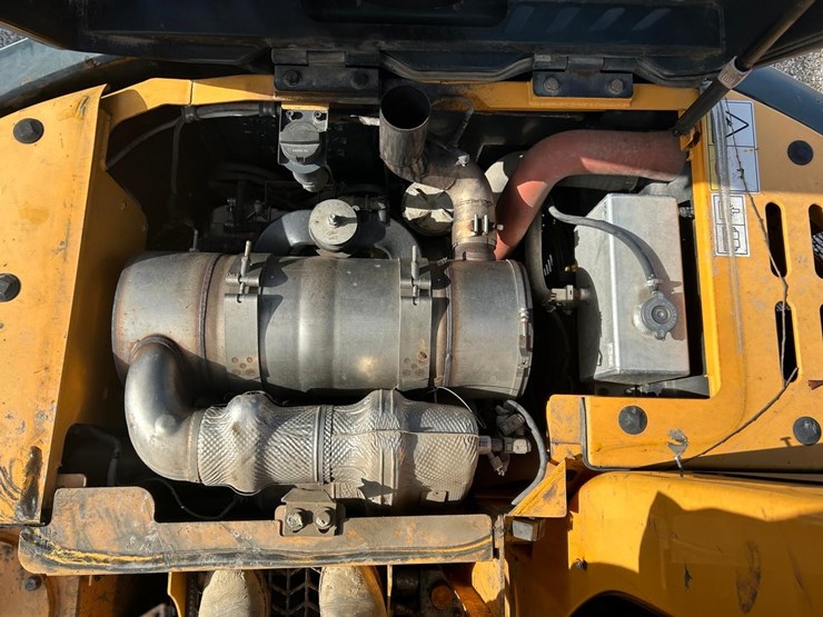 2019-hyundai-hx145-lcr-image-14