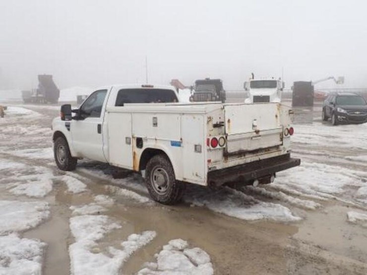 2010-ford-f250-image-4