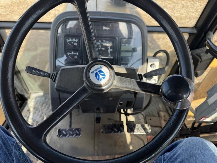 new-holland-7740-image-23