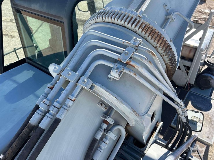 2004-gradall-xl3100-image-28