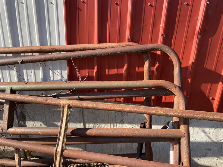 #6062-•-used-gates-image-13