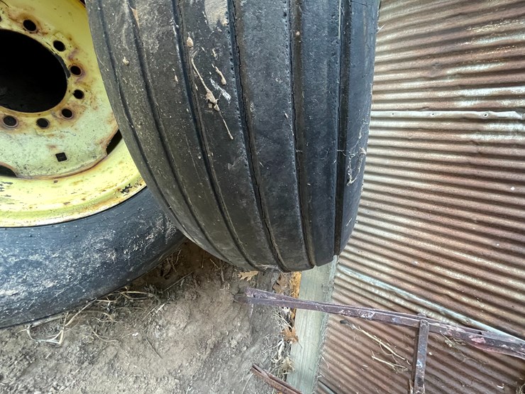 #6077-•-(2)-implement-tires-image-8