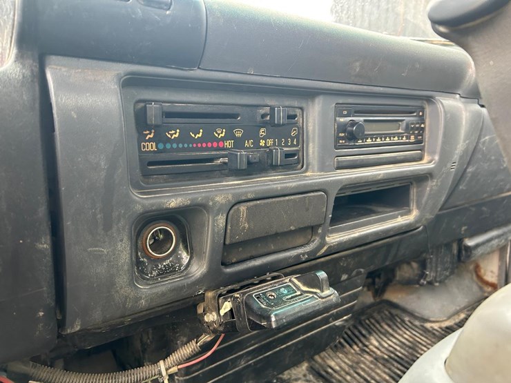 2007-gmc-w4-image-20