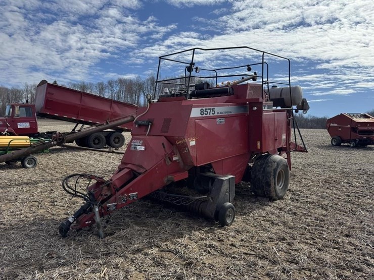 case-ih-8575-image-1